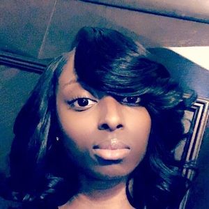 Meet your Posher, Brianna